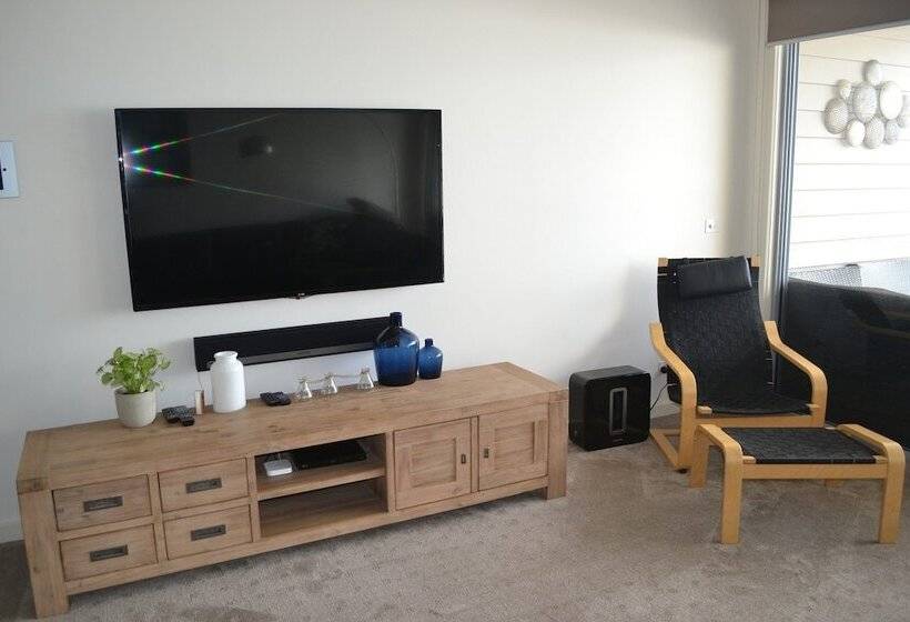 Waterview  Stoneleigh At Yarra