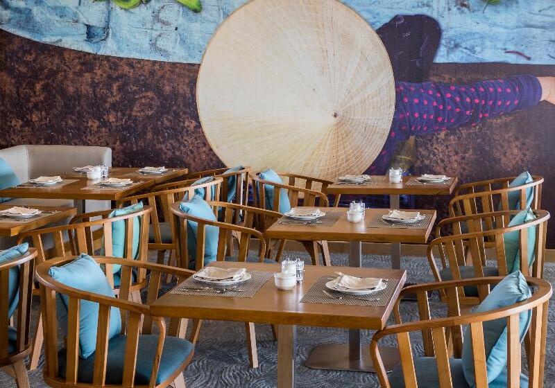 هتل Fusion Suites Vung Tau