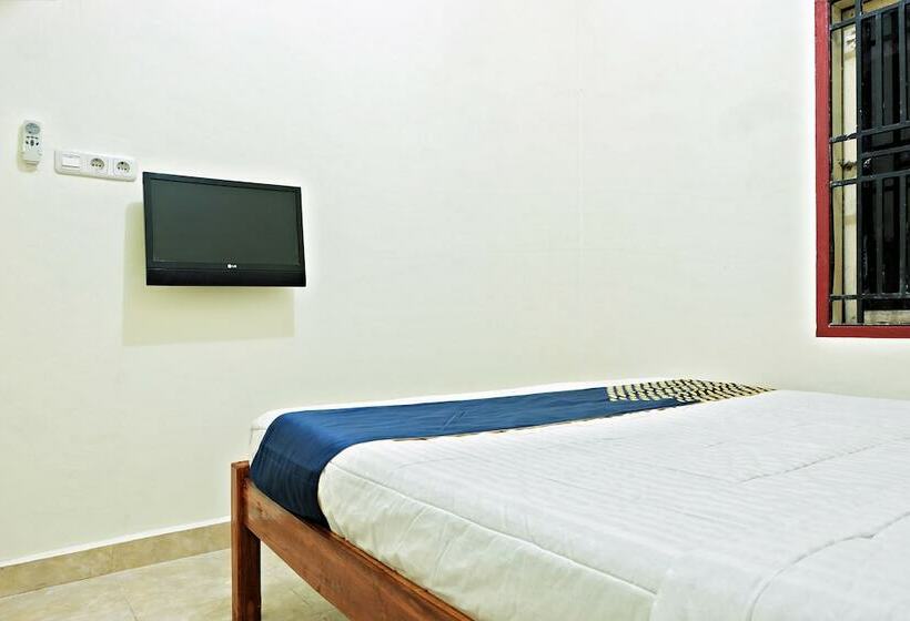 Otel Spot On 2742 R5 Homestay