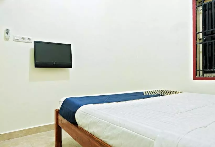 هتل Spot On 2742 R5 Homestay