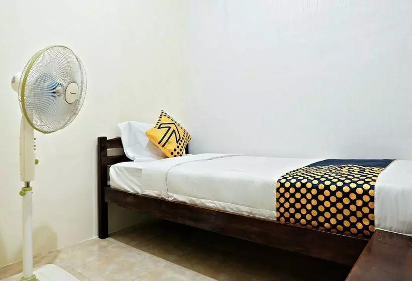 هتل Spot On 2742 R5 Homestay