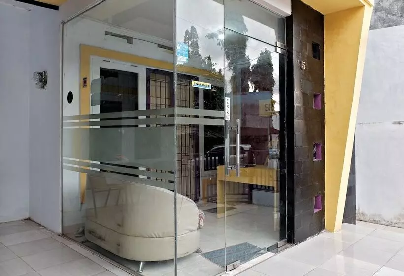 هتل Spot On 2742 R5 Homestay