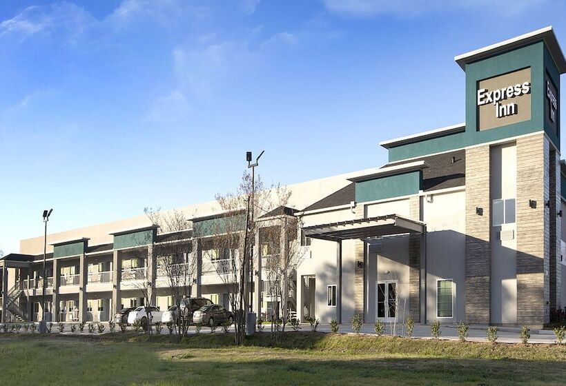 فندق Express Inn