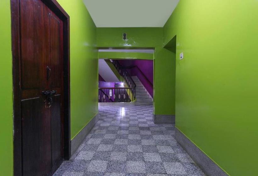 Отель Oyo 66875  Vijay Paradise