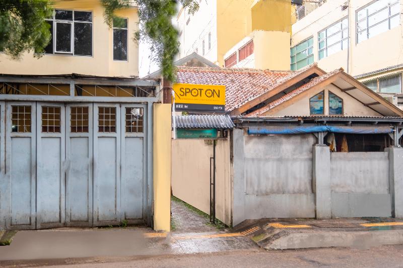 Hotel Sopt On 2672 Bee M Near Rsia Kota Bandung