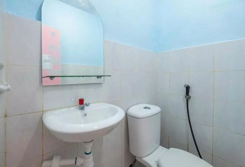 ホテル Oyo 2775 Rf Homestay