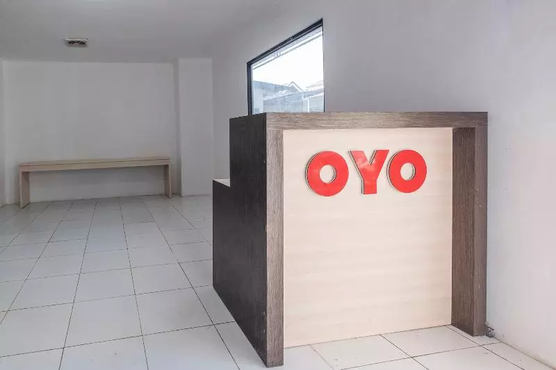 ホテル Oyo 2775 Rf Homestay