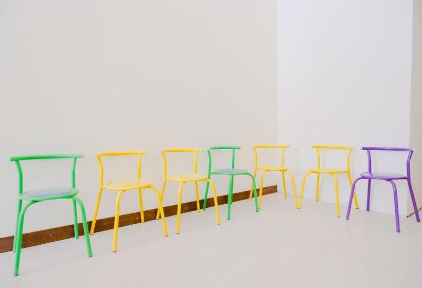 בית מלון כפרי Reddoorz At Karangploso 2