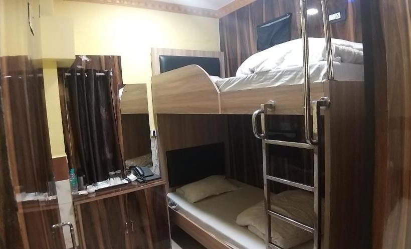 호텔 Rmd S & Resorts