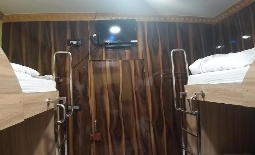 호텔 Rmd S & Resorts