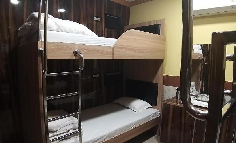 호텔 Rmd S & Resorts