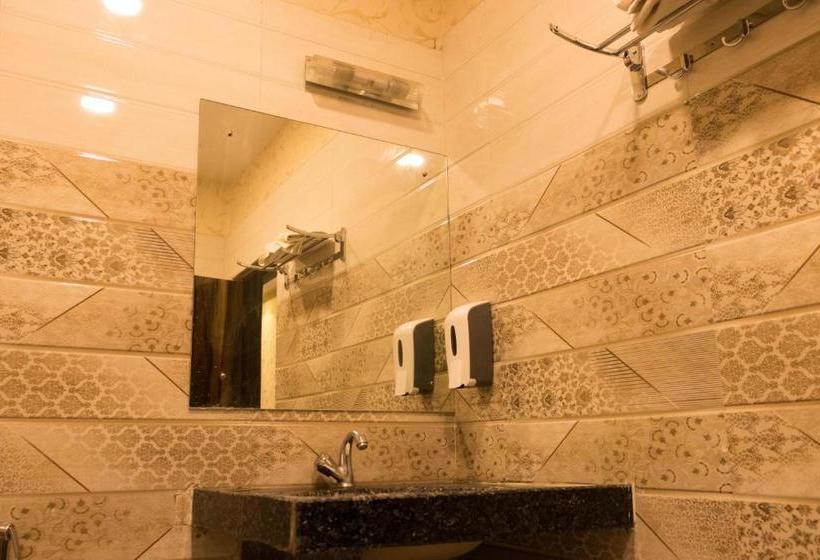 호텔 Rmd S & Resorts