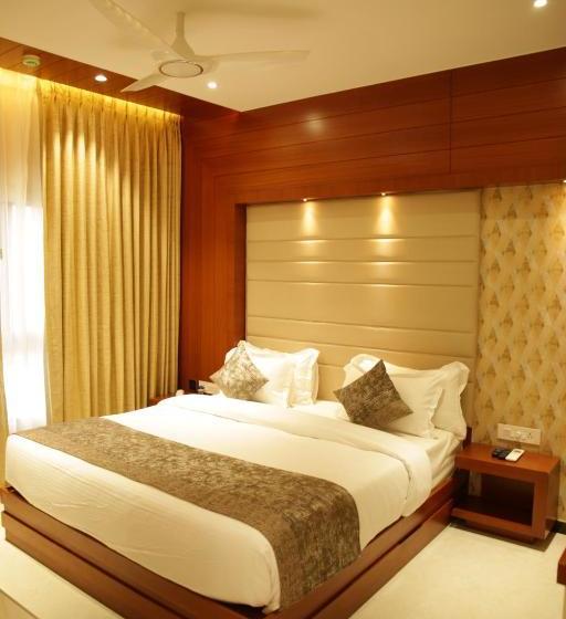 ホテル Robusta Inn