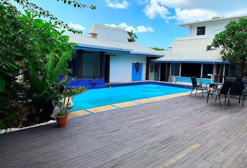 בית מלון כפרי Rock