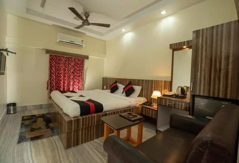 Hotelli Snehamaya Spa & Resort