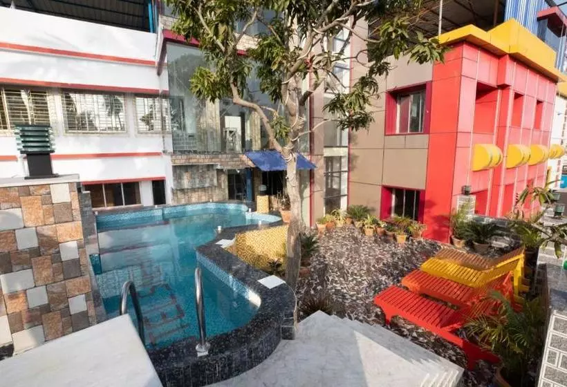 Hotelli Snehamaya Spa & Resort