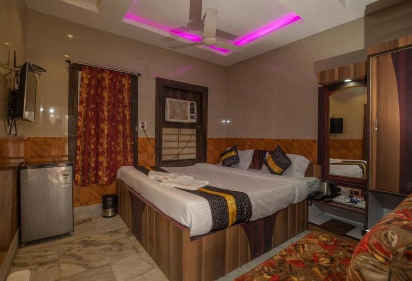 בית מלון כפרי Snehamaya Spa & Resort