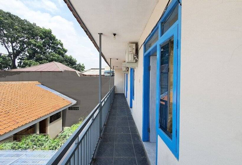 Hotel Spot On 2726 Kopo 355 Syariah