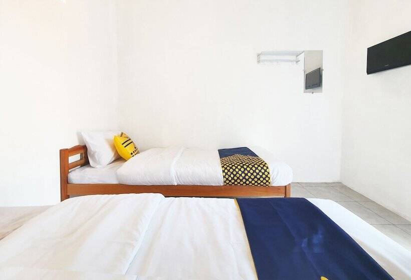 Hotel Spot On 2726 Kopo 355 Syariah