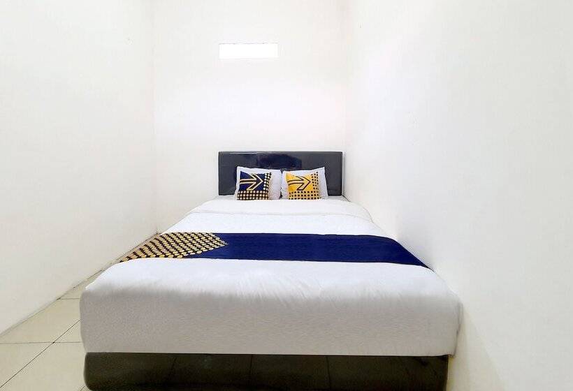 Hotel Spot On 2726 Kopo 355 Syariah