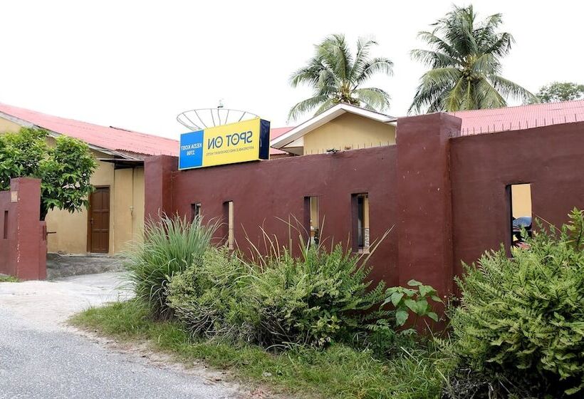 Hotel Spot On 2766 Kezia Kost