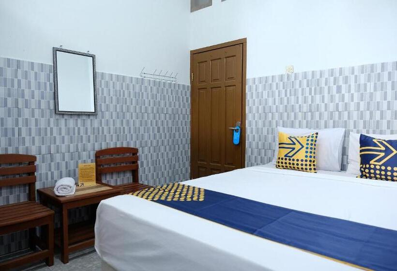 Hotel Spot On 2766 Kezia Kost