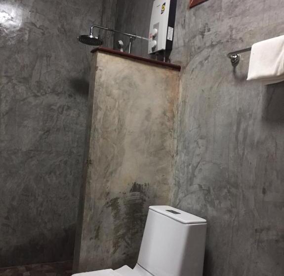 فندق Tara Beach Resort Udonthani