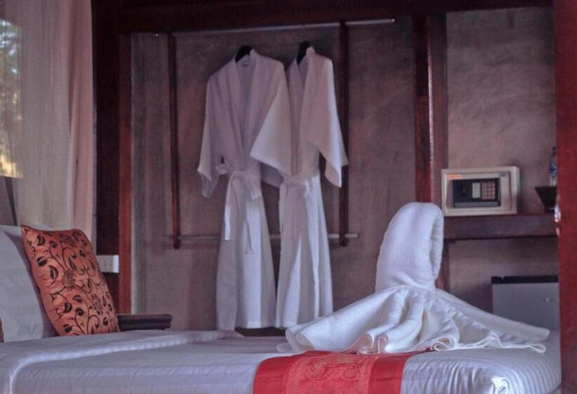 فندق Tara Beach Resort Udonthani