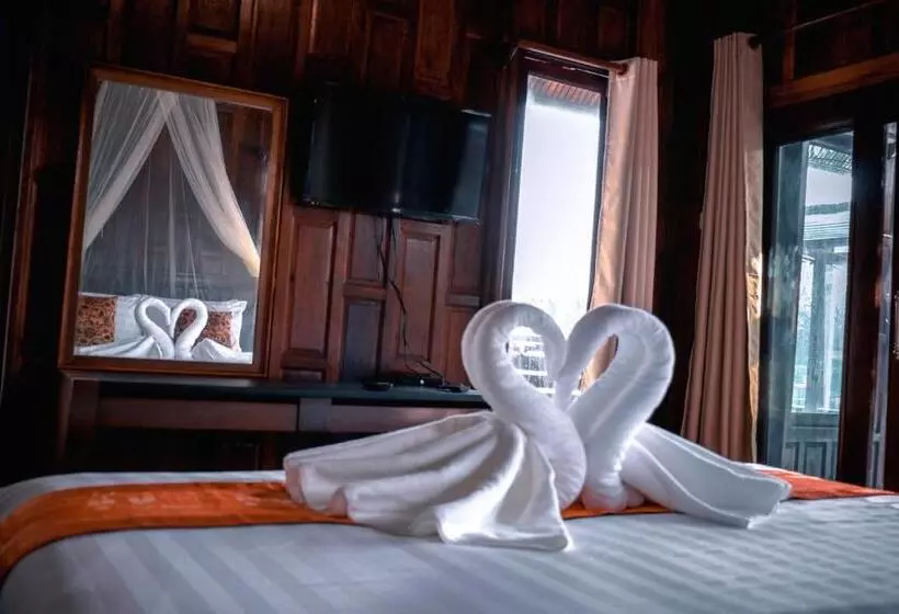 ホテル Tara Beach Resort Udonthani
