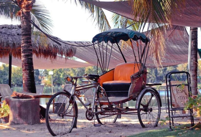 فندق Tara Beach Resort Udonthani