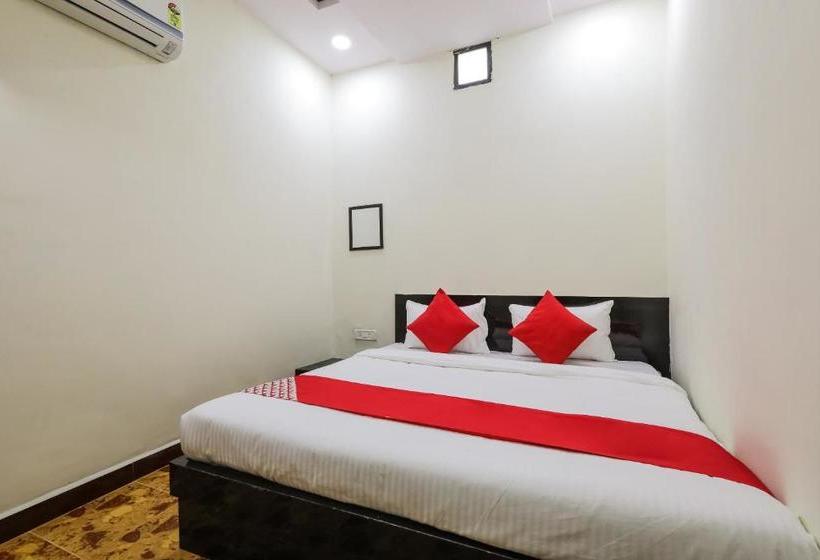 Hotel Oyo 48178 Pitambara Residency