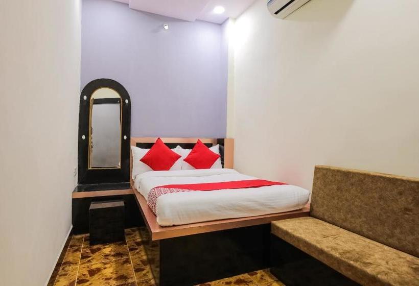 Hotel Oyo 48178 Pitambara Residency