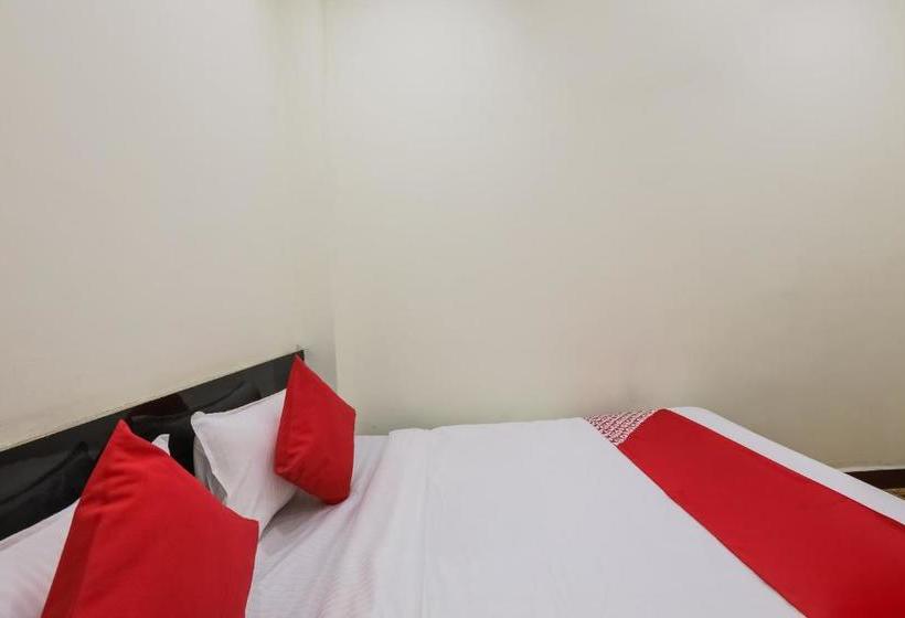 Hotel Oyo 48178 Pitambara Residency