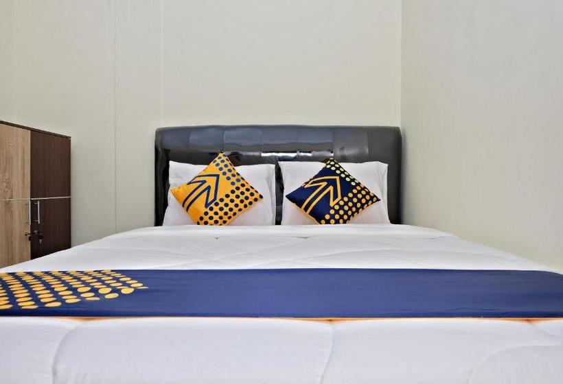 בית מלון כפרי Spot On 2616 Pondok Danesti Syariah