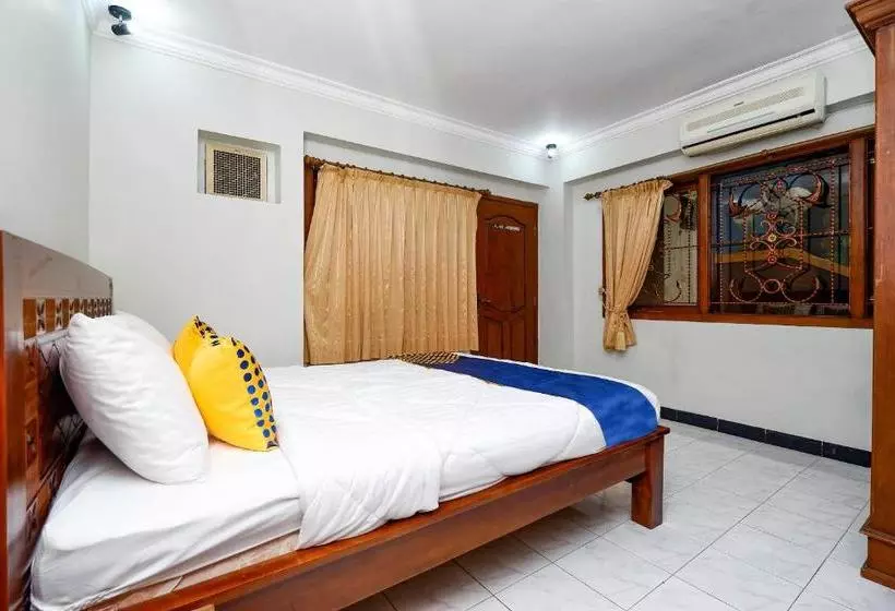ホテル Spot On 2618 Jepara Guest House