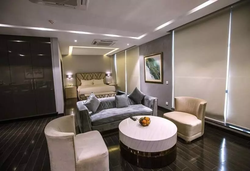 هتل Grand Ittehad Boutique