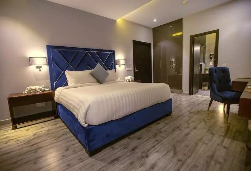 هتل Grand Ittehad Boutique