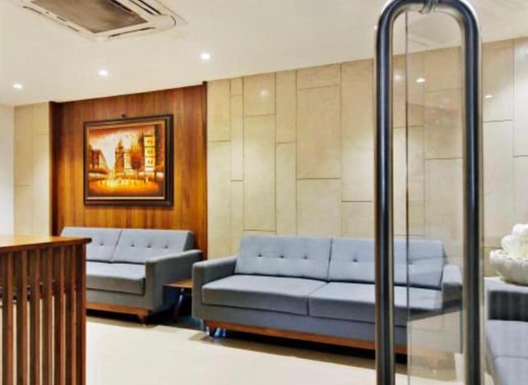 בית מלון כפרי Regency