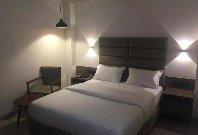 Hotel Regency