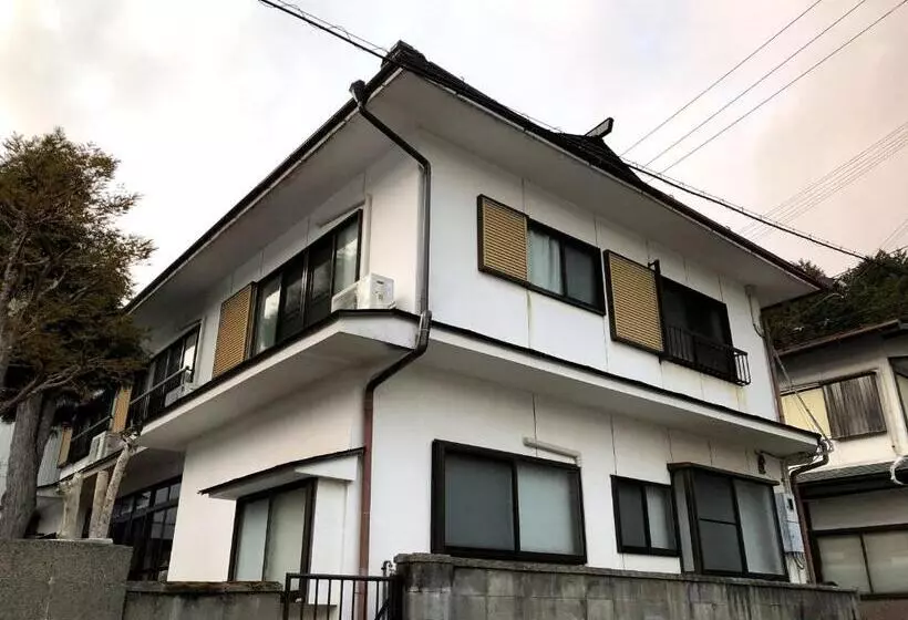 Majatalo Guest House Hachi Hachi