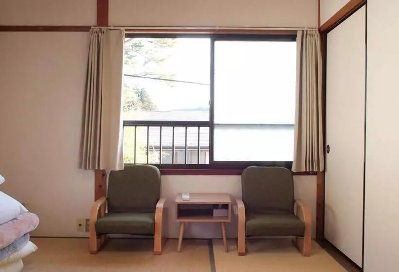 Majatalo Guest House Hachi Hachi