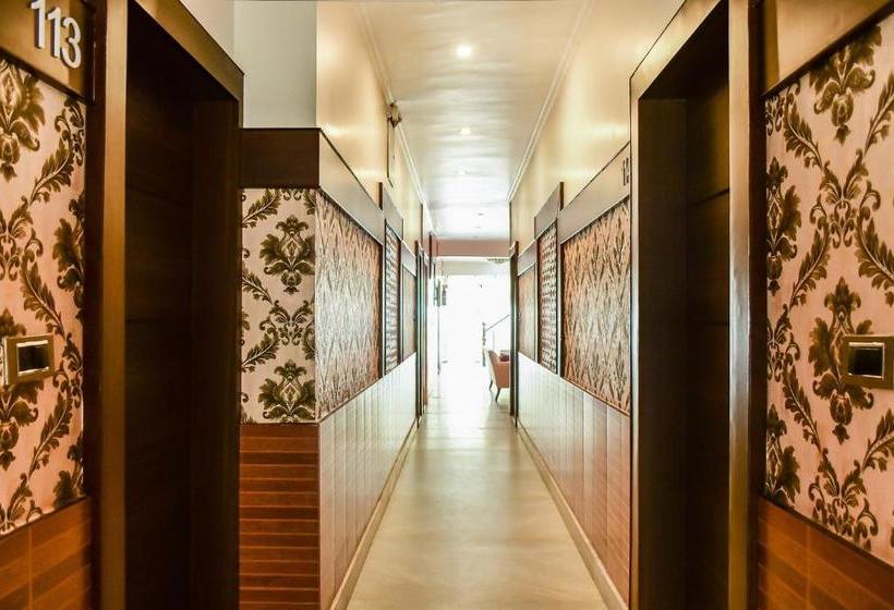 Hotelli Capital O 63908  Pearl Continental