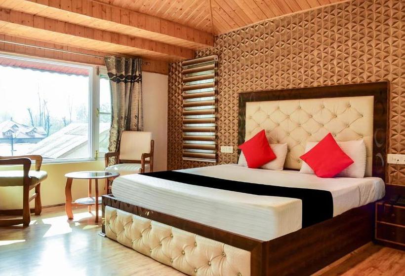 Hotelli Capital O 63908  Pearl Continental