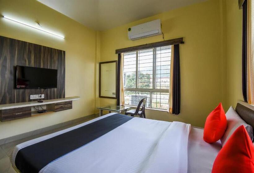 فندق Collection O 64849 Dwarka Lodge