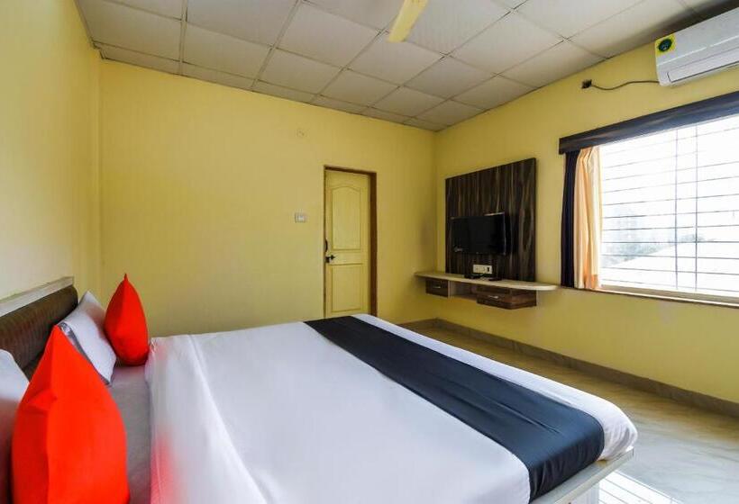 فندق Collection O 64849 Dwarka Lodge