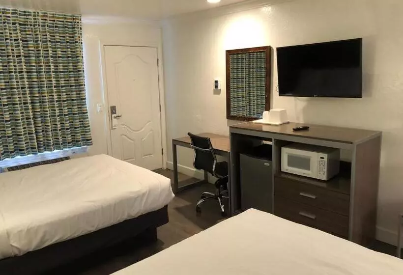 ホテル Gilroy Inn