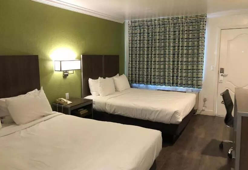 ホテル Gilroy Inn