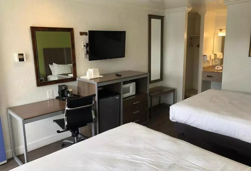 ホテル Gilroy Inn