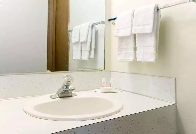 호텔 Knights Inn Baker City