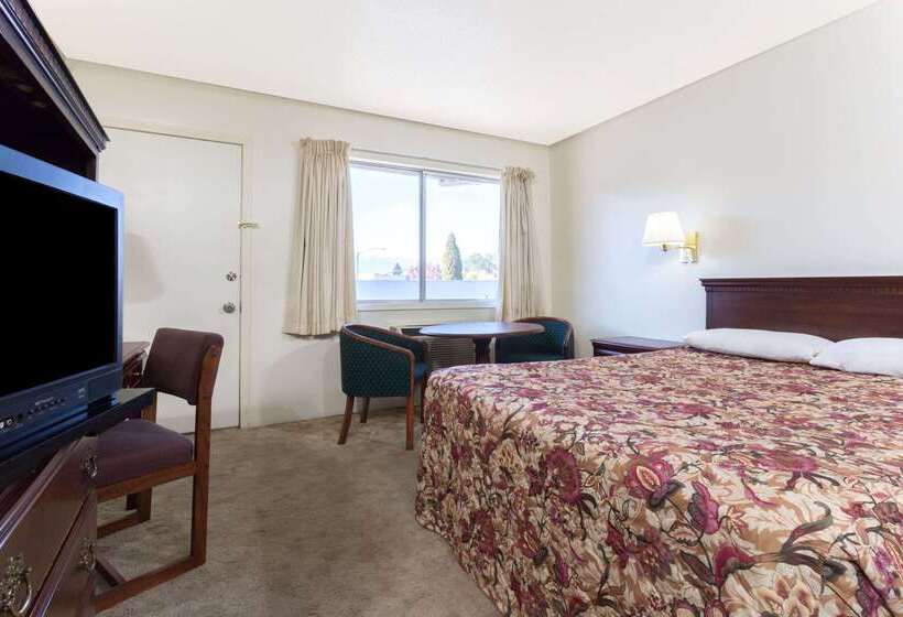 Otel Knights Inn   Baker City